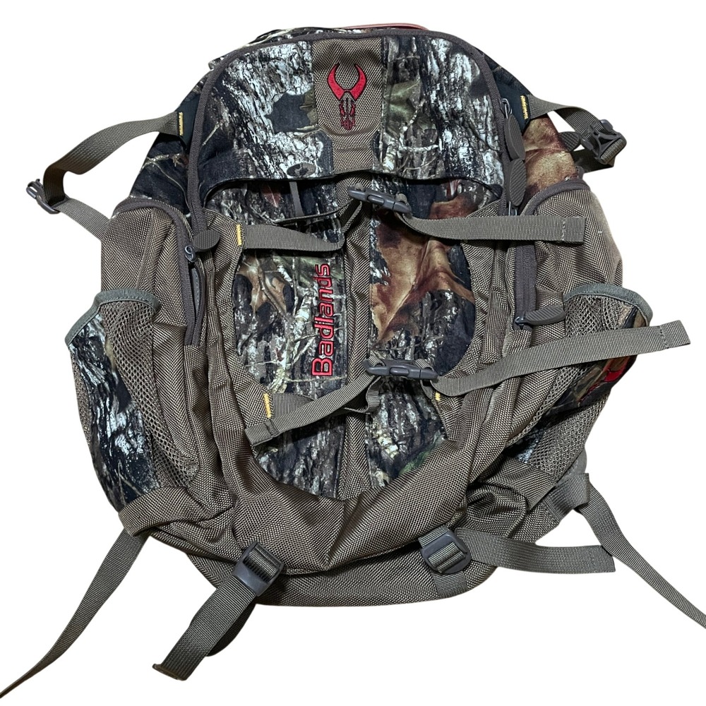Badlands Hunting Daypack Realtree Camouflage Hydration Ready Tactical Backpack
